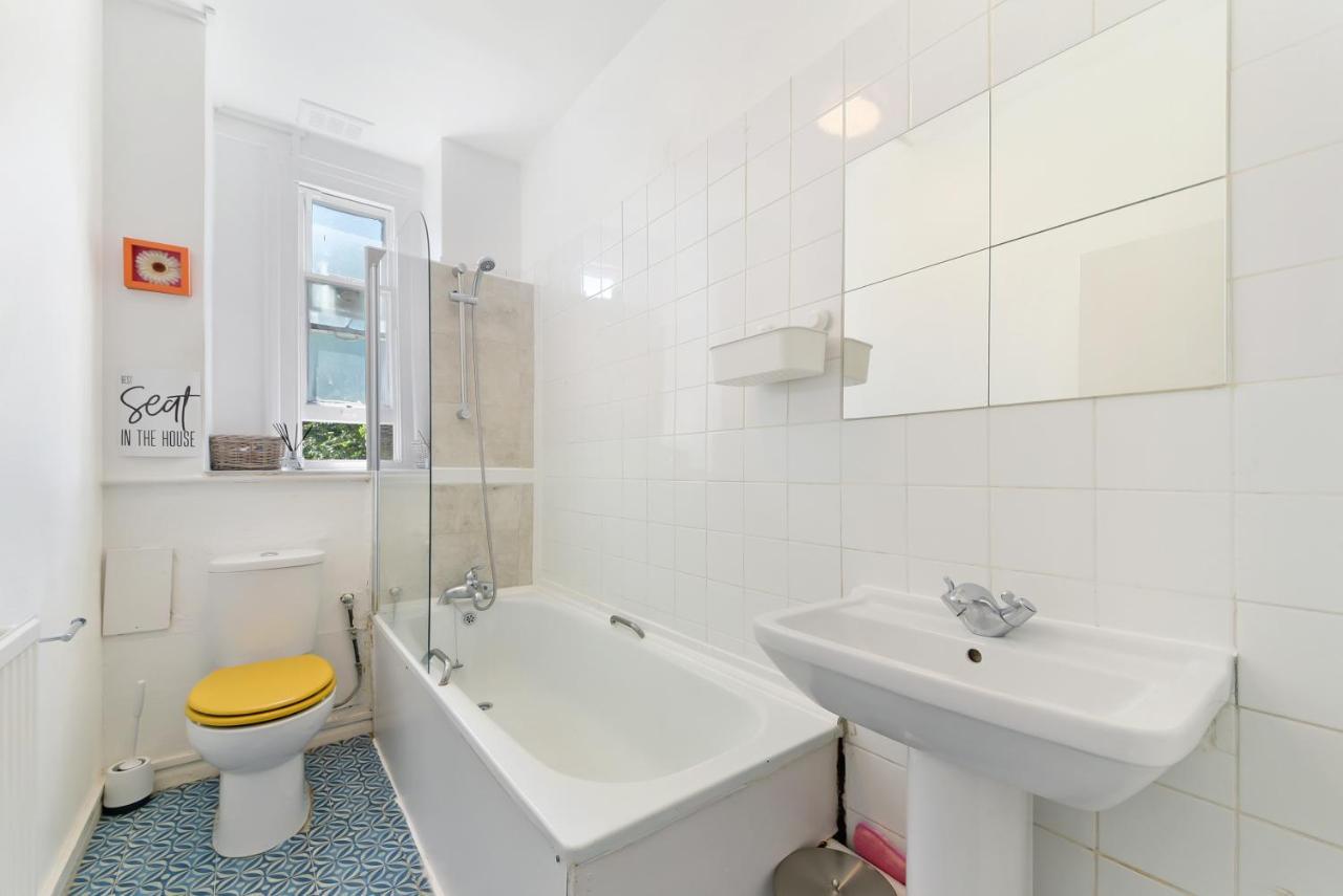 Maidavale 2 Bed Apartment - Sleeps 6 Londen Buitenkant foto